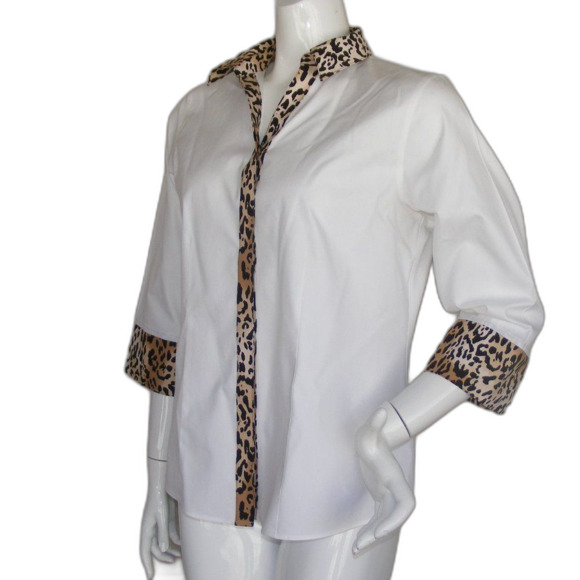CHICO'S Top, 1/M, White, NO Iron, Leopard Accents, 3/4 sleeves, hidden buttons - Picture 3 of 13